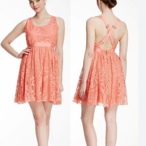 Alice + Olivia Salmon Coral Pink Lace Odette Cross Back Sleeveless Dress XS/TP